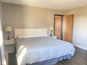 710 2nd Ave N in Onalaska, WI - Foto de edificio - Building Photo