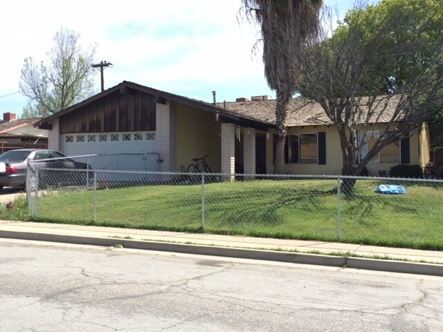 4212 Glencannon St in Bakersfield, CA - Building Photo - Building Photo