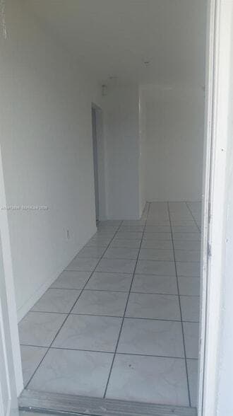 6444 Dawson St in Hollywood, FL - Foto de edificio - Building Photo