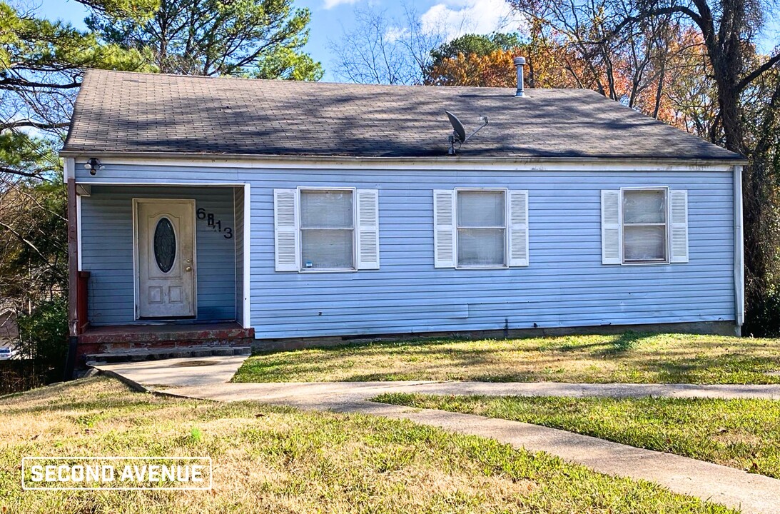 6813 Frankfort Ave in Birmingham, AL - Building Photo