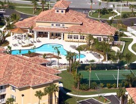 6386 Emerald Dunes Dr in West Palm Beach, FL - Building Photo