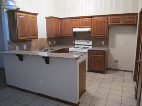 13329 Mayberry Pl in Oklahoma City, OK - Building Photo - Building Photo