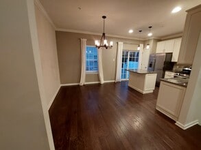 3845 Jacob Stout Rd, Unit #6 in Doylestown, PA - Foto de edificio - Building Photo