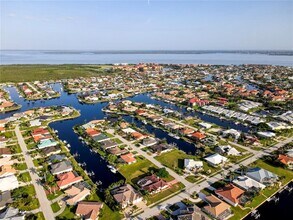 2500 Rio Lisbo Ct in Punta Gorda, FL - Building Photo - Building Photo