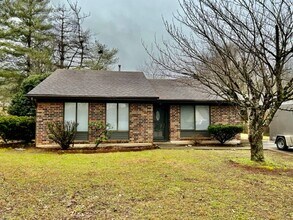 1413 Willow Crossing Dr in Knoxville, TN - Building Photo - Building Photo