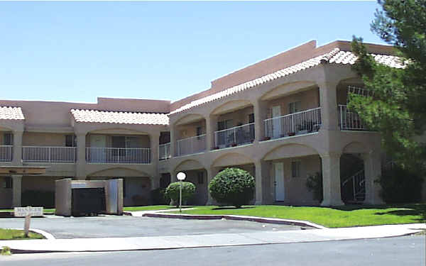 Dana Pointe in Las Vegas, NV - Building Photo - Building Photo