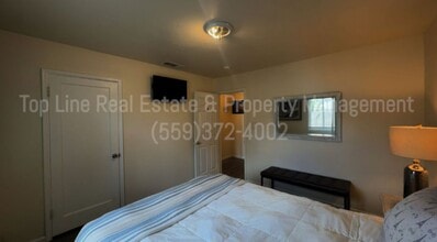 557 N Welch Dr in Tulare, CA - Building Photo - Building Photo