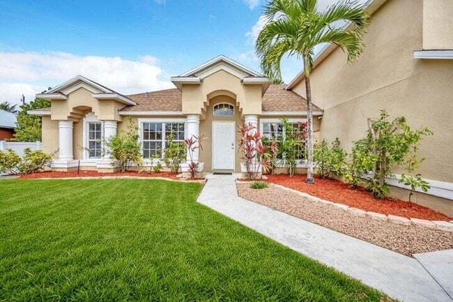 1355 SW Porter Rd in Port St. Lucie, FL - Building Photo - Building Photo