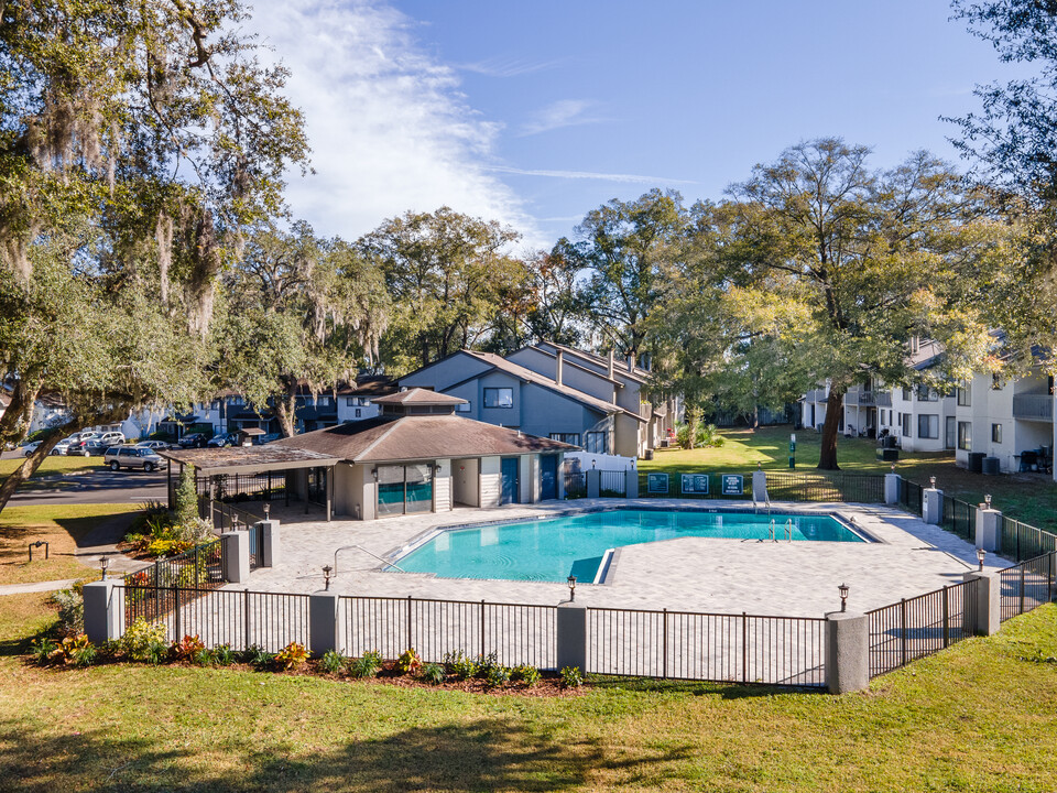 Laurel Grove Apartment Homes in Orange Park, FL - Foto de edificio