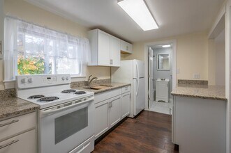 177 Chestnut St in Nashua, NH - Building Photo - Building Photo