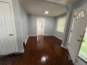 450 S Dade Ave in Ferguson, MO - Building Photo - Building Photo