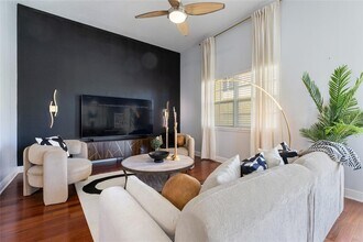141 175th Ave E in Redington Shores, FL - Building Photo - Building Photo