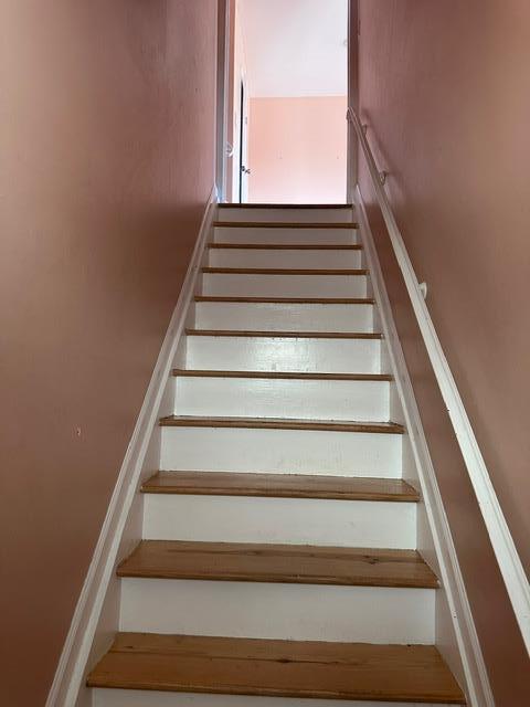 215-11 17th Ave in Queens, NY - Building Photo - Building Photo
