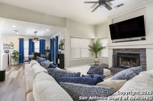 647 River Village in San Antonio, TX - Building Photo