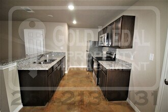 516 Raymond St in Killeen, TX - Building Photo - Building Photo