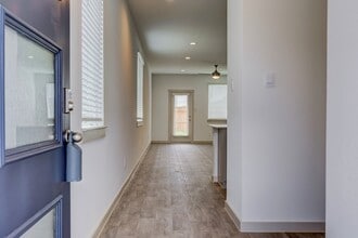 3012 Gunnersbury Dr in Houston, TX - Building Photo - Building Photo