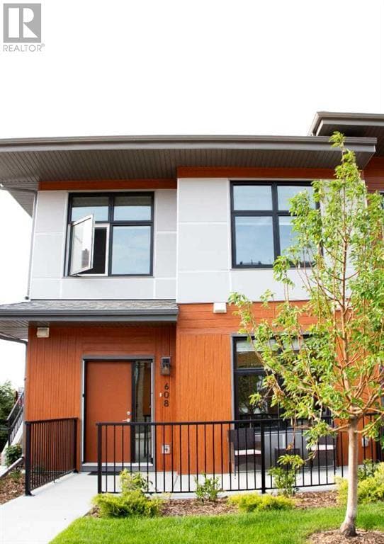 property at 400-400 Belmont St SW