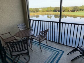 7015 River Hammock Dr in Bradenton, FL - Building Photo - Building Photo