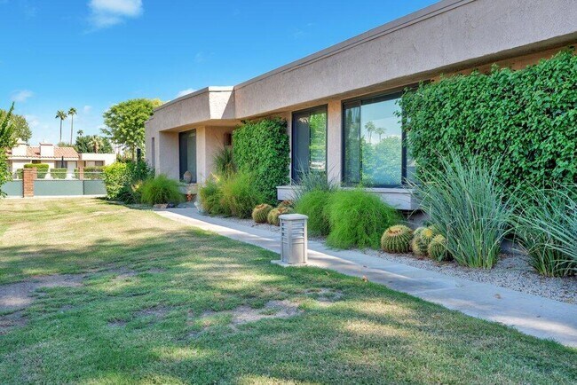 72770 Fleetwood Cir in Palm Desert, CA - Building Photo - Building Photo