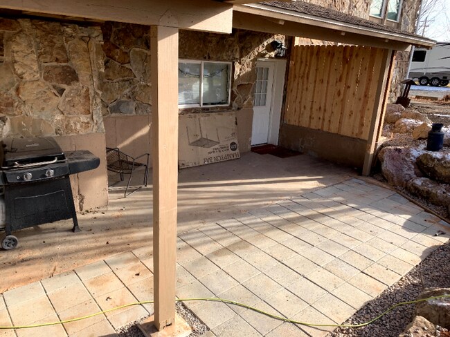 678 S 650 W-Unit -Basement in Farmington, UT - Building Photo - Building Photo