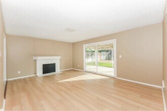 10270 Hole Ave in Riverside, CA - Building Photo - Building Photo