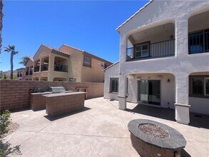 1056 Calvia St in Las Vegas, NV - Building Photo - Building Photo