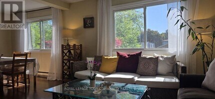69 Silas Hill Dr in Toronto, ON - Building Photo - Building Photo