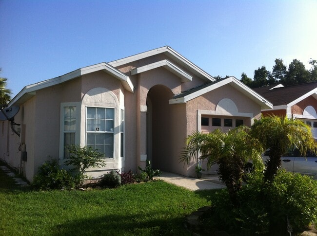 property at 526 Seasons Ct