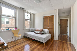 5 Wood St, Unit 6 in Cambridge, MA - Building Photo