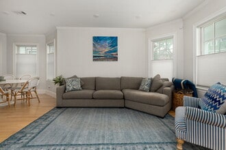 8 Hamilton Rd, Unit #8 in Somerville, MA - Foto de edificio - Building Photo