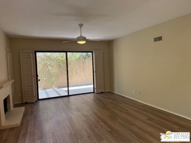 4850 N Winners Cir in Palm Springs, CA - Building Photo - Building Photo