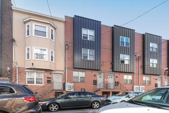 1816 N 17th St, Unit A in Philadelphia, PA - Building Photo - Building Photo