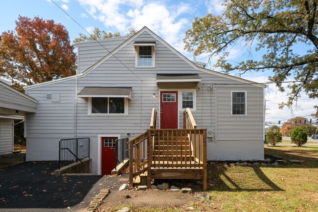 6578 Edsall Rd, Unit Unit1 in Alexandria, VA - Building Photo - Building Photo