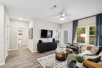 Ascend Clay Town Center in Middleburg, FL - Foto de edificio - Building Photo