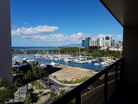 1684 Ala Moana Blvd in Honolulu, HI - Building Photo