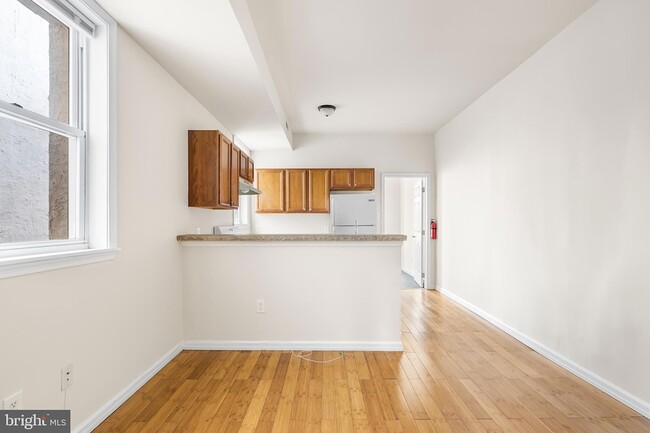 4613 Woodland Ave, Unit 290-7 in Philadelphia, PA - Building Photo - Building Photo