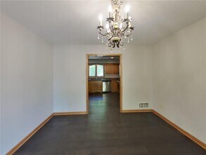 5585 Rosewood Ln in Plymouth, MN - Building Photo - Building Photo