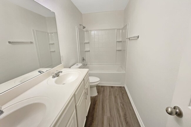 600 Horn St in Crowley, TX - Building Photo - Building Photo