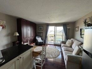 500 Winnacunnet Rd in Hampton, NH - Building Photo - Building Photo