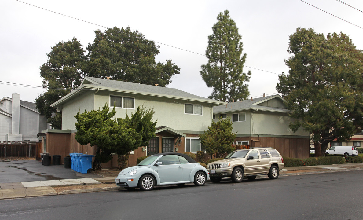 1306 Monroe St in Santa Clara, CA - Foto de edificio