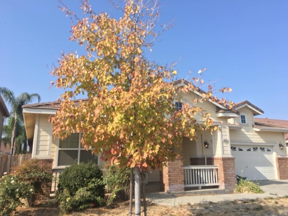 5513 Goldseive Dr in Riverbank, CA - Building Photo