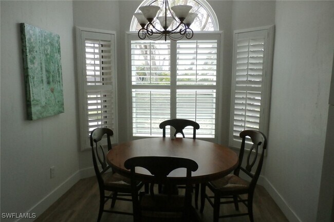 16252 Kelly Woods Dr in Ft. Myers, FL - Building Photo - Building Photo