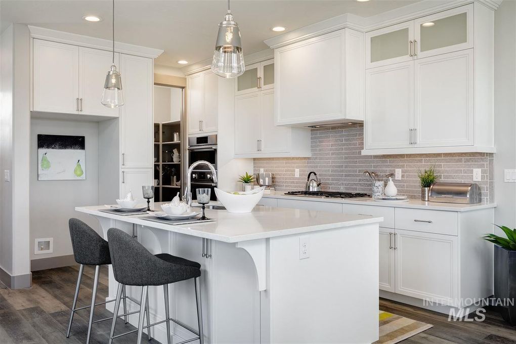 4136 E Wolf Tree St in Boise, ID - Building Photo