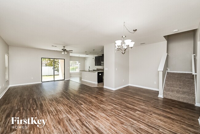 2704 Garden Falls Dr in Brandon, FL - Building Photo - Building Photo