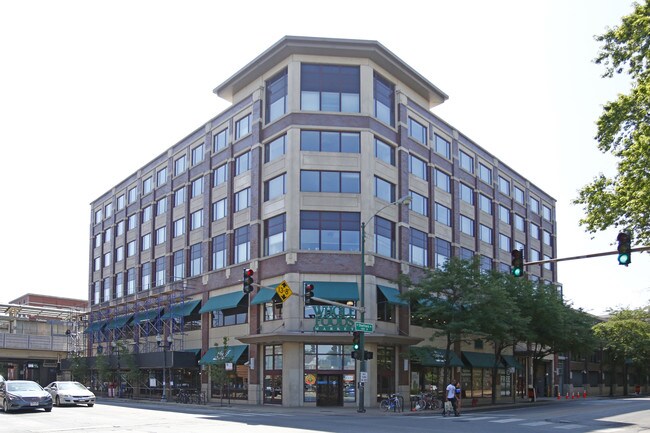 Centennial Hall in Chicago, IL - Building Photo - Building Photo