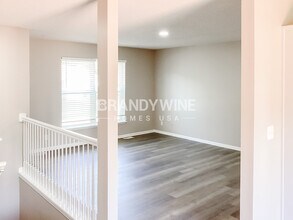 18619 Woodruff St in Smithville, MO - Foto de edificio - Building Photo