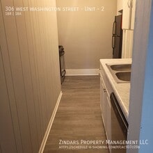 306 W Washington St in Champaign, IL - Building Photo - Building Photo