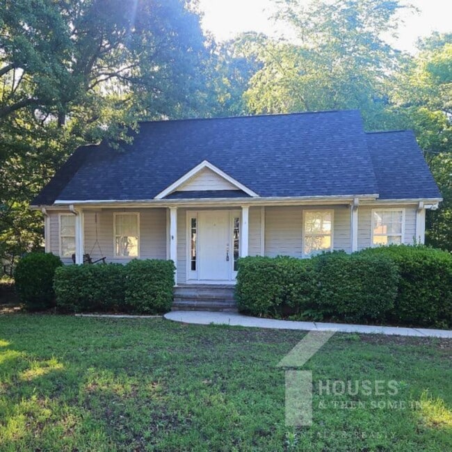 108 Forrest Dr