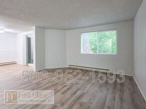 47 Eagle Crest Dr in Lake Oswego, OR - Building Photo - Building Photo