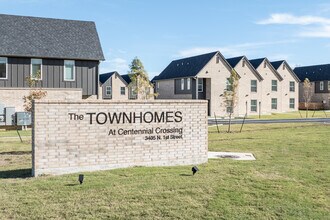 Townhomes at Centennial Crossing in Broken Arrow, OK - Building Photo - Building Photo